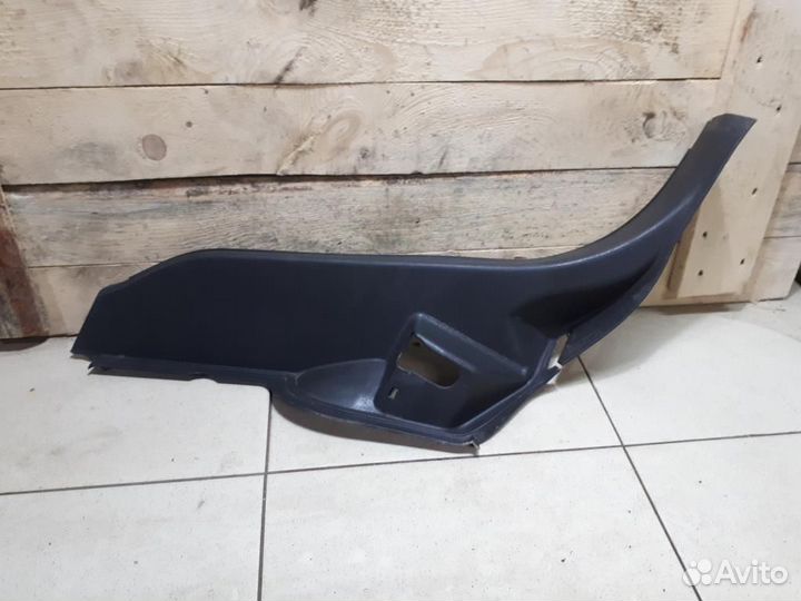 Накладка порога (внутренняя) Opel Astra H 2004-20