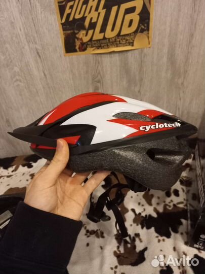 Велошлем детский в идеальном состоянии