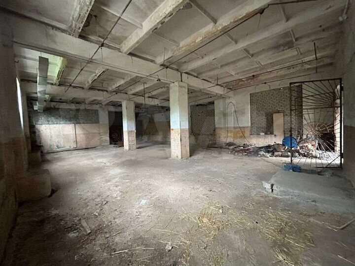 Склад, 300 м²