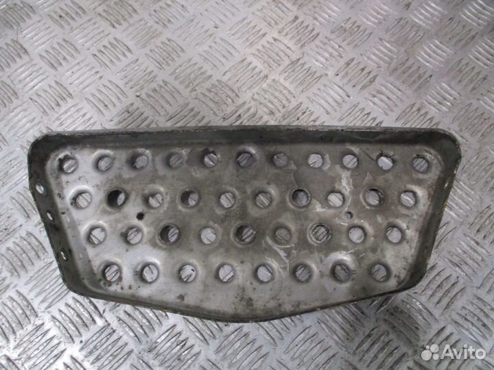 Ступенька нижняя MAN 81615110001