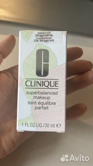 Тональный крем Clinique superbalanced