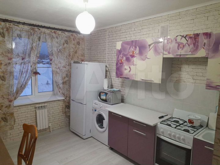 3-к. квартира, 70 м², 2/3 эт.
