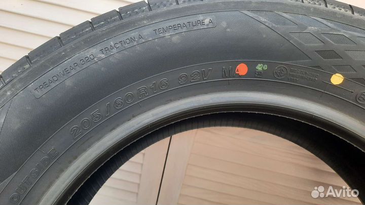 Yokohama BluEarth-GT AE51E 205/60 R16 92V