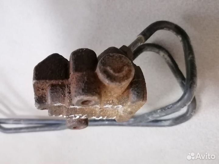 Распределитель тормозных сил для Mazda 626 (GE)