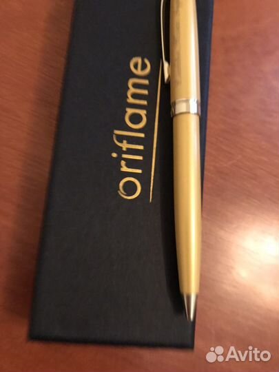 Ручка шариковая новая Oriflame