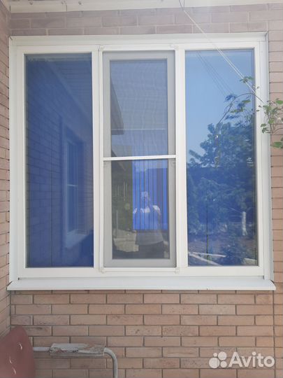 Дверь с окнами