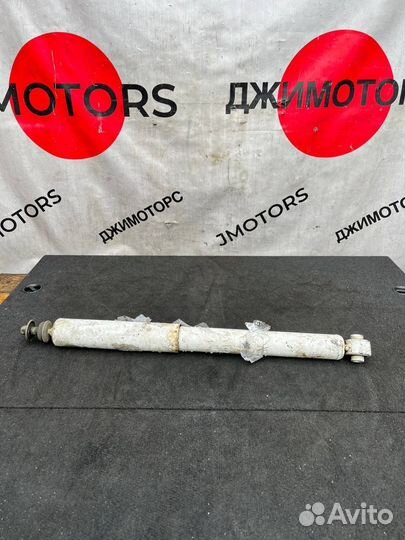Стойка задняя Mitsubishi Pajero 3 V75