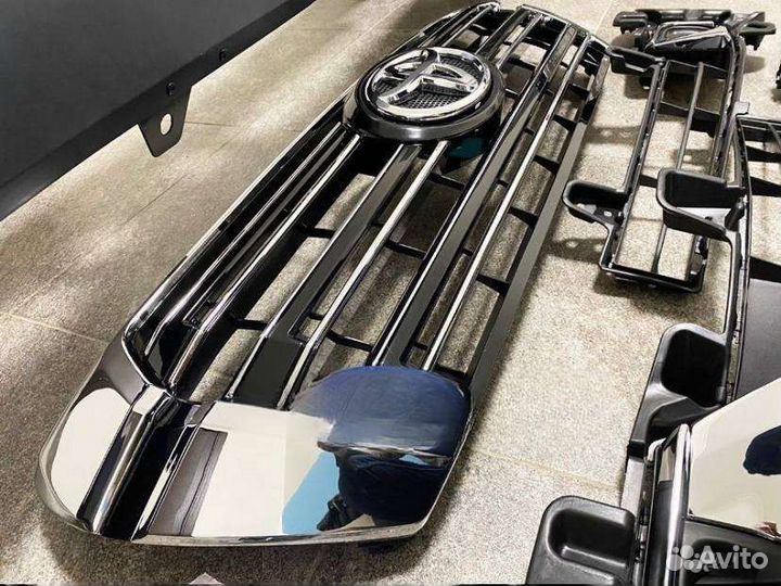 Бампер Land Cruiser 200 08-15 рестайлинг стиль 16+