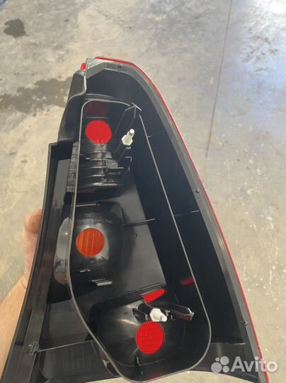 Фара задняя левая renault logan 1