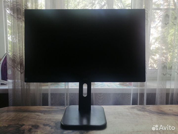 LCD монитор (LED Backlight)