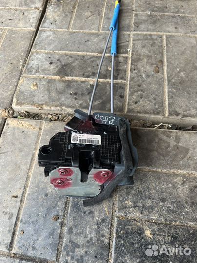 Замок двери передний правый хендай солярис 2