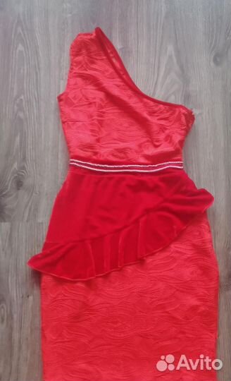 Вечернее платье