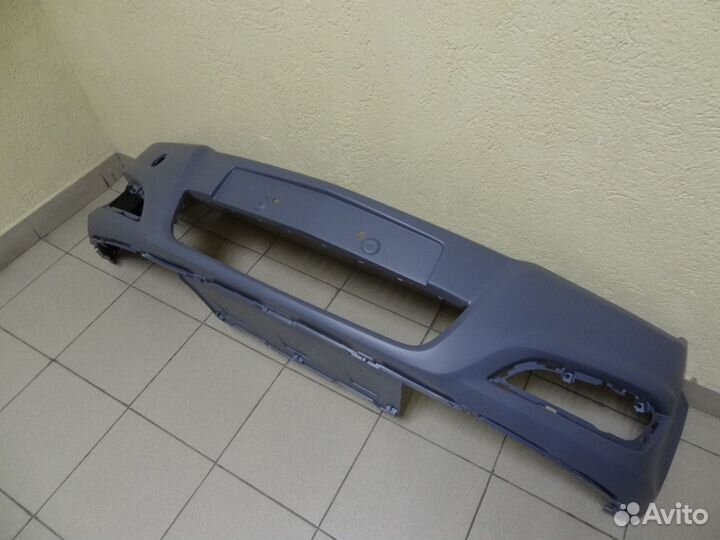 Новый передний бампер Opel Astra-H