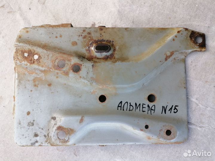 Площадка под акб Nissan Almera N15 1995-2000