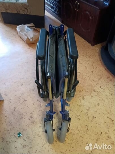 Инвалидная коляска новая