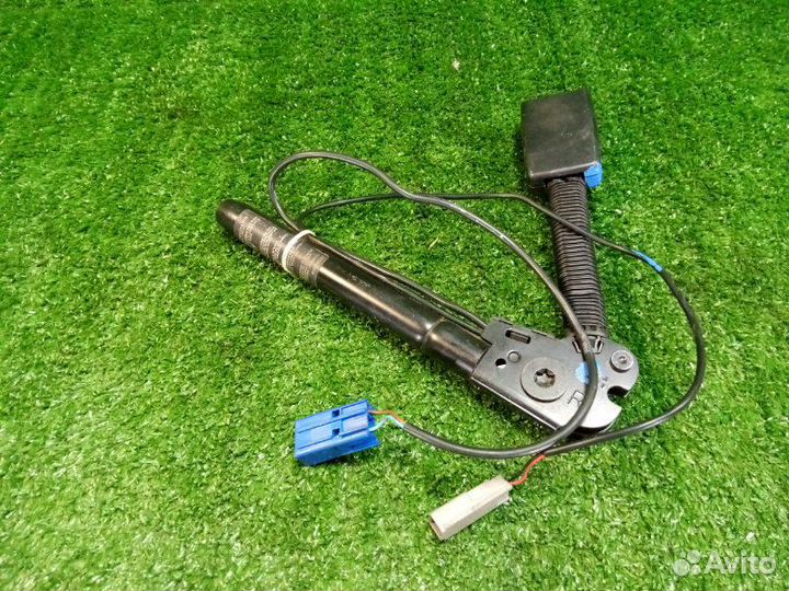 Преднатяжитель ремня безопасности передний правый