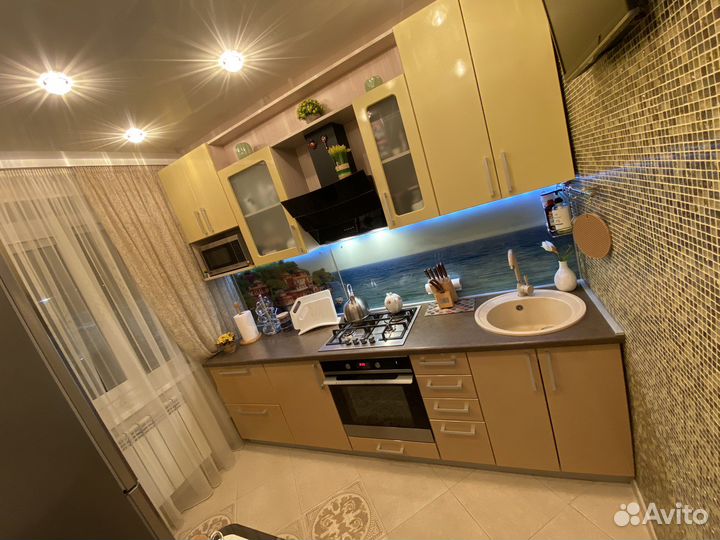 Кухонный гарнитур Amati с техникой