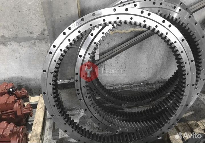 Поворотный круг Komatsu PC220-7 206-25-00301