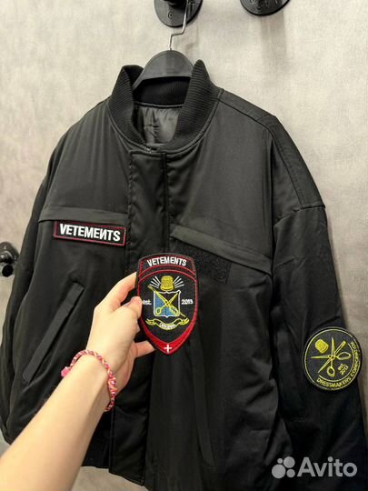 Бомбер Vetements