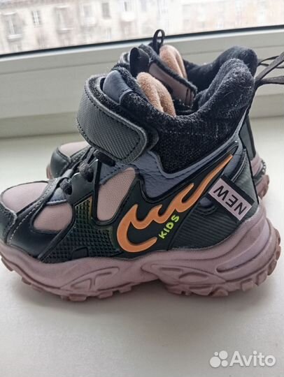 Ботинки для девочки