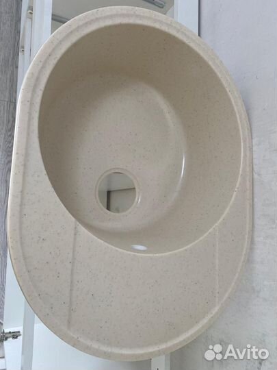 Продам раковину новая