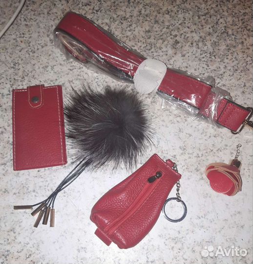 Кожаная ключница ремень брелок новые