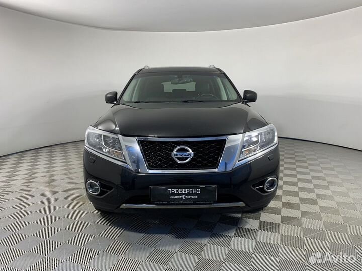 Nissan Pathfinder, 2015