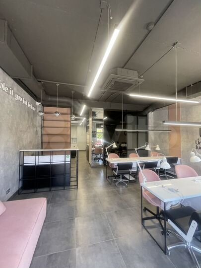 Торговая площадь, 82 м²