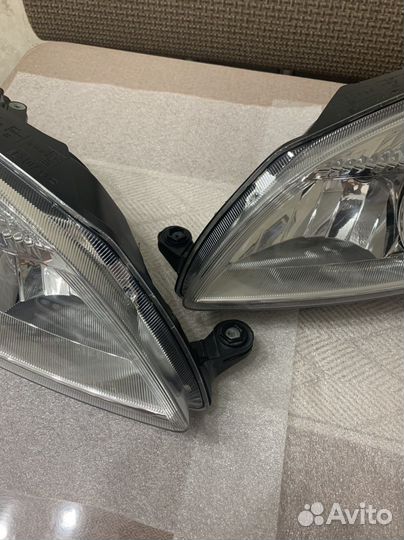 Оригинальные фары hella skoda fabia roomster