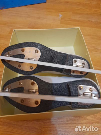 Коньки фигурные