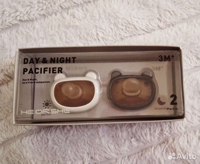Пустышки /соски день ночь 3 мес