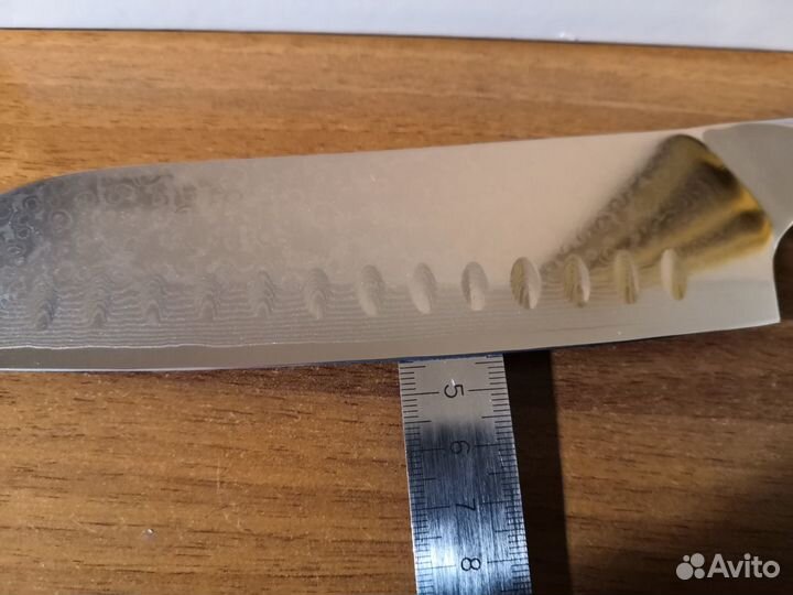 Кухонный шеф-нож Santoku