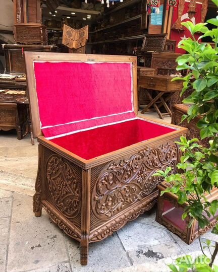 Сундуки ручной работы из Орехового дерева