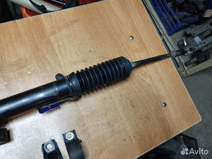 Рулевая рейка Mitsubishi Galant 5