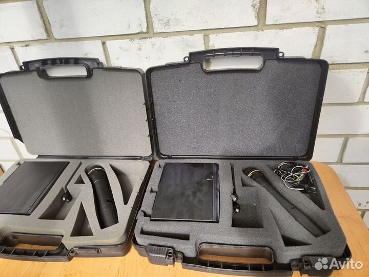 Радио микрофон Electro-voice RE-2