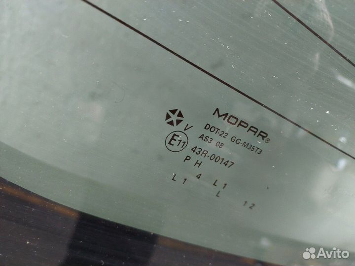 Крышка багажника Chrysler Voyager, 2008