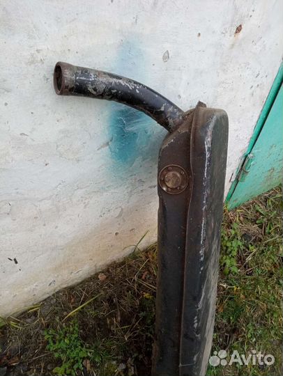 Бак топливный