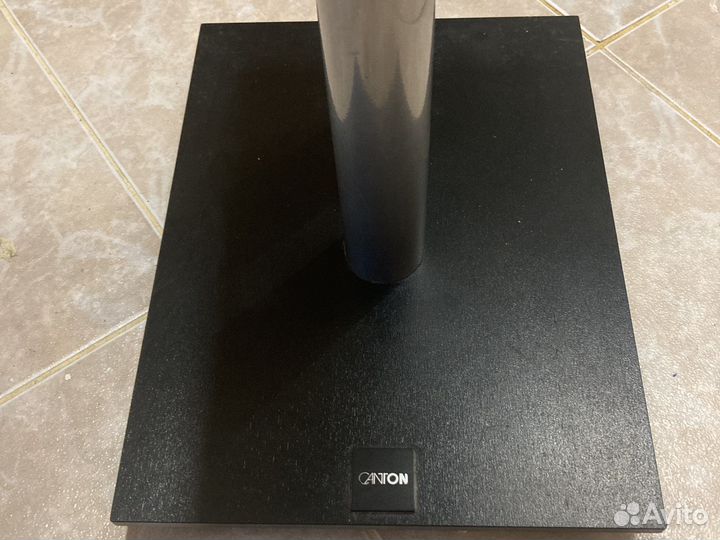 Подставки под колонки Canton