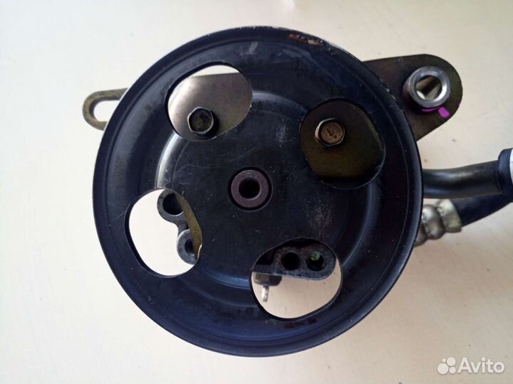 Насос гур mazda