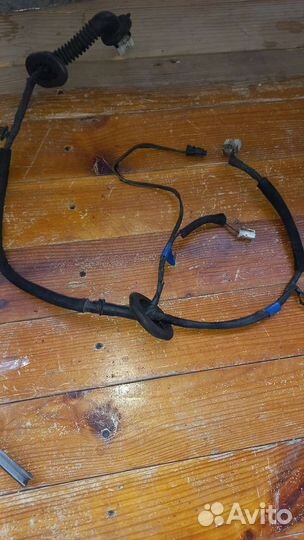 Проводка задней левой двери Kia Sorento 2