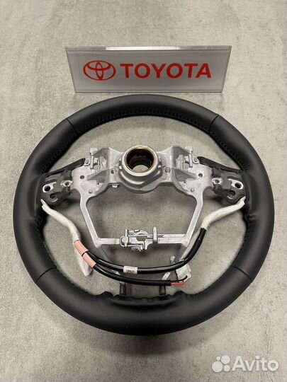 Руль на Toyota Camry 70