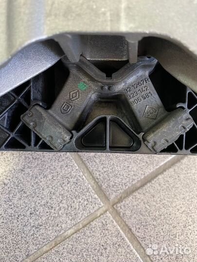 Опора двс правая K4M