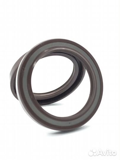 Сальник / манжета 90R130 90L130