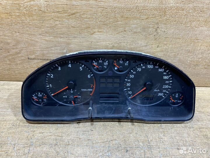 Панель приборов Audi A6 C5 бензин 112167