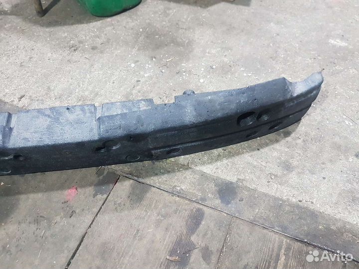 Усилитель переднего бампера ford focus 1