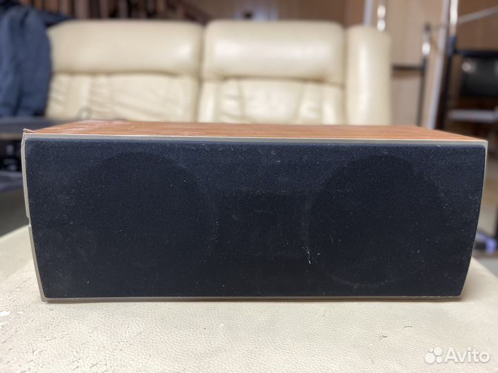 Wharfedale diamond 8 centre