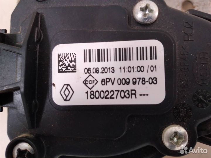 Педаль газа Renault Logan 2 2014
