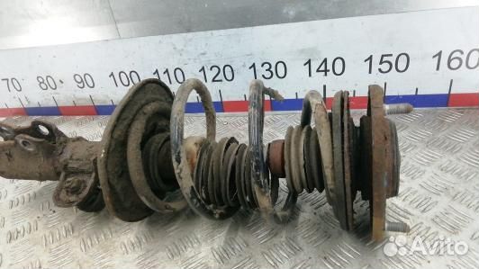 Стойка передняя правая toyota corolla E15 (8DN26N5