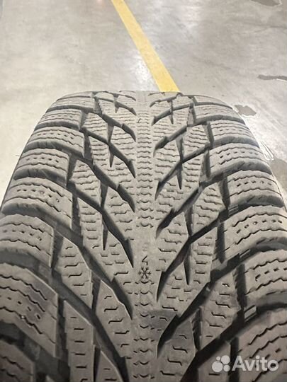 Nokian Tyres Hakkapeliitta R3 SUV 215/55 R18 99R