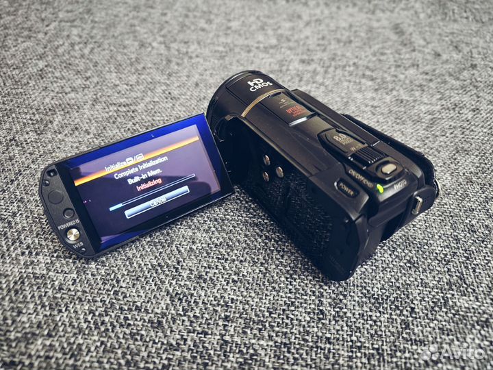 Цифровая видеокамера Canon Legria HF S20